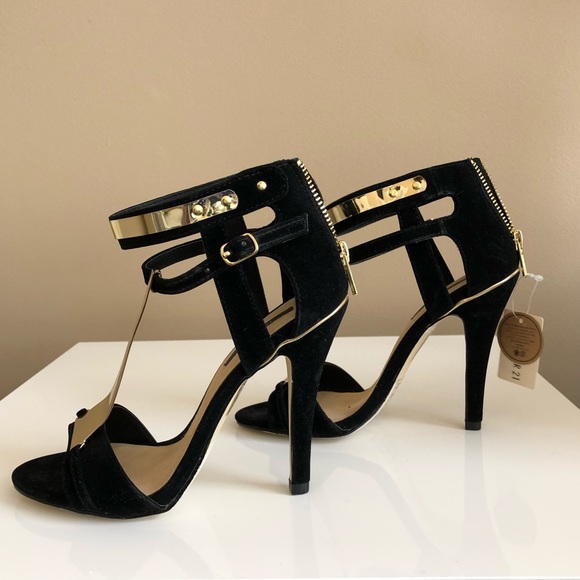 COPY - Forever 21 Black and Gold heels! - Picture 2 of 3
